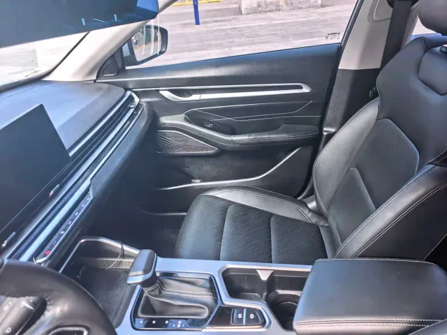 Geely Emgrand — Фото автомобиля 5