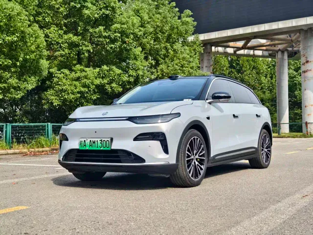 Фотография автомобиля — Leapmotor C11
