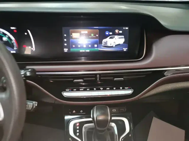 GAC Trumpchi M6 — Фото автомобиля 12