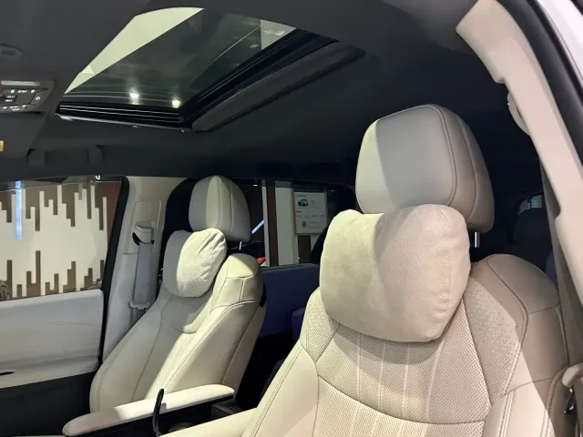 Toyota Granvia — Фото автомобиля 9