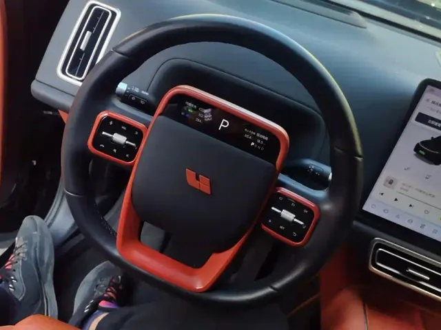 Li Auto L7 — Фото автомобиля 15