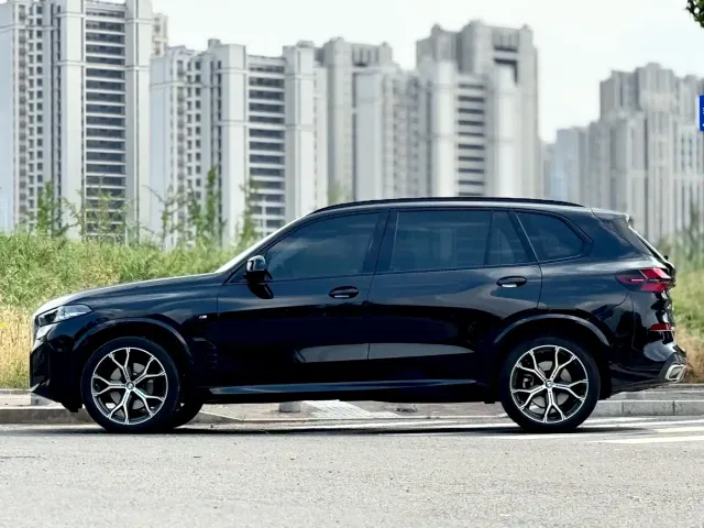BMW X5 — Фото автомобиля 3