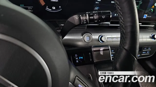 Hyundai Kona SX2 — Фото автомобиля 12