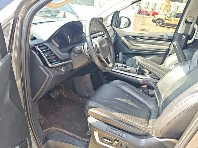 Maxus G20 — Фото автомобиля 15