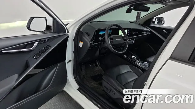 Kia Niro The All New — Фото автомобиля 15