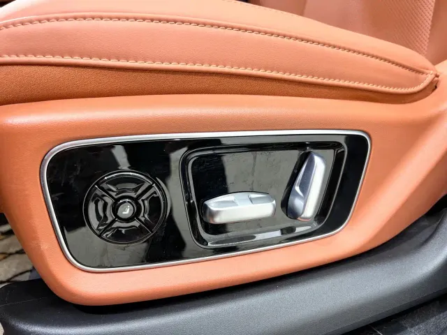 Li Auto L7 — Фото автомобиля 20