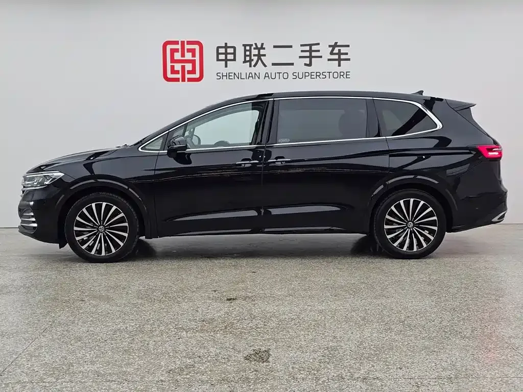 Volkswagen Viloran 2024 380TSI Executive Edition — Фото автомобиля 4