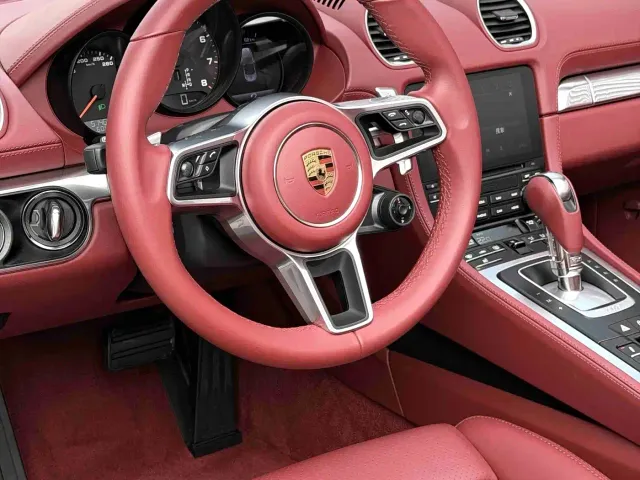Porsche 718 — Фото автомобиля 7