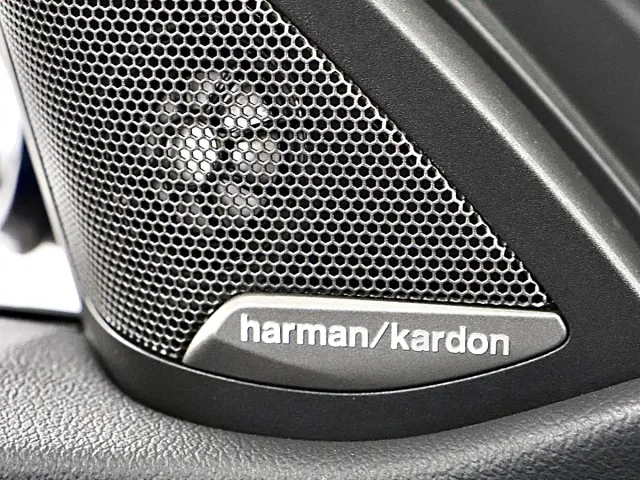 BMW M4 — Фото автомобиля 18