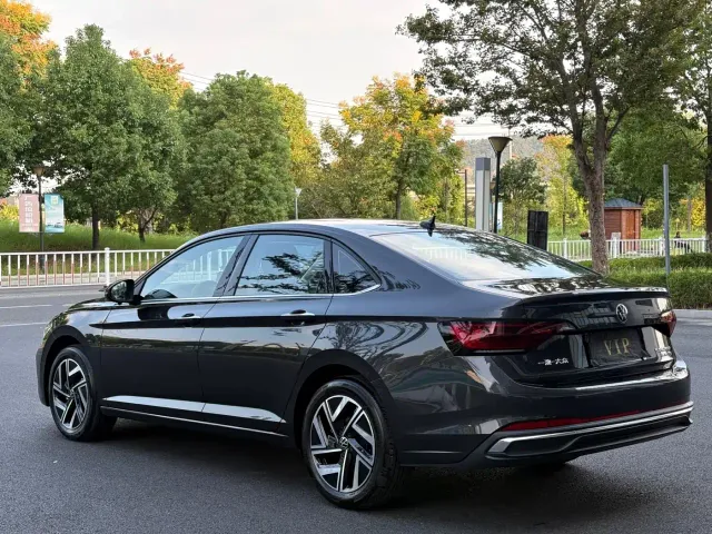 Volkswagen Sagitar — Фото автомобиля 13