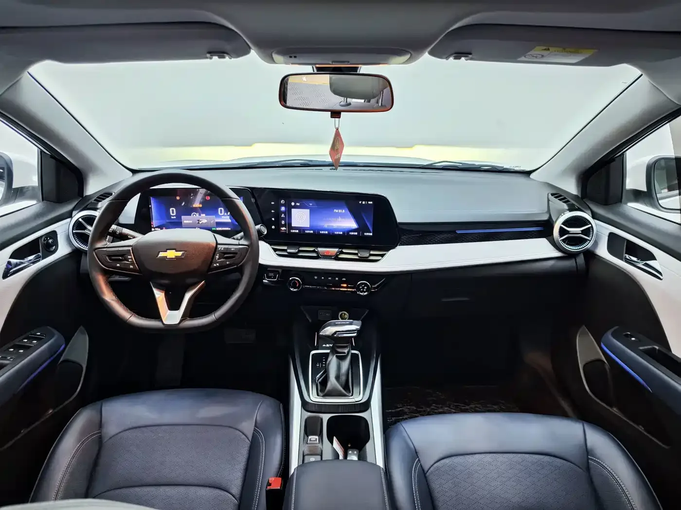 Chevrolet Monza 2023 1.5L Dual-Clutch Enjoyment Edition — Фото автомобиля 12