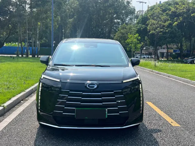 GAC Trumpchi E8 — Фото автомобиля 2