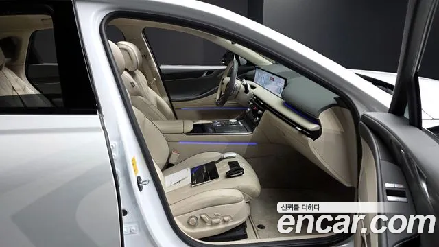 Genesis G80 Бензин 2.5 турбо AWD — Фото автомобиля 8