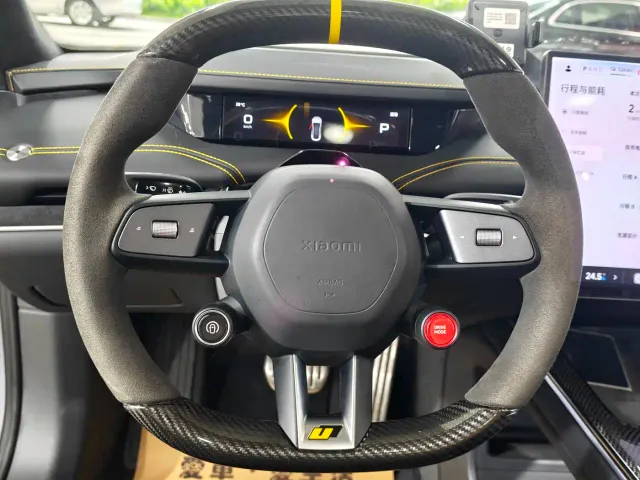 Xiaomi SU7 Ultra — Фото автомобиля 12