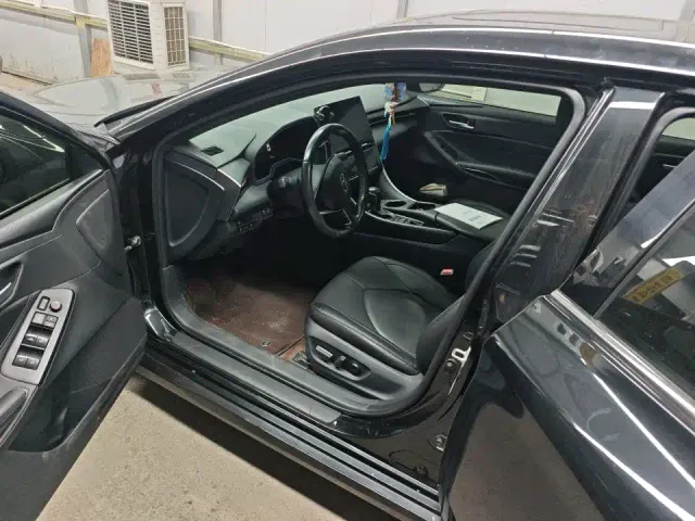 Toyota Avalon — Фото автомобиля 5