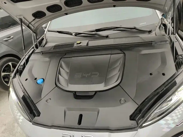 BYD Seal — Фото автомобиля 15