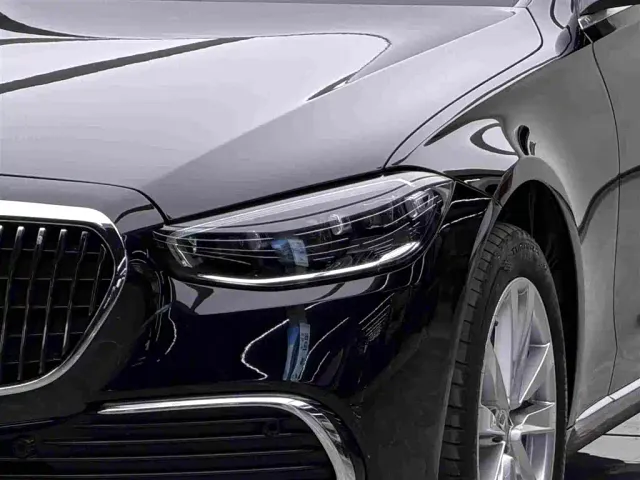 Mercedes-Benz S-Class — Фото автомобиля 3