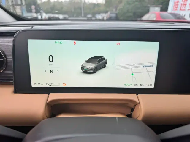 Leapmotor C11 — Фото автомобиля 6