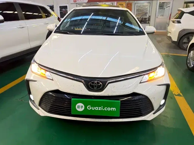 Toyota Corolla — Фото автомобиля 2