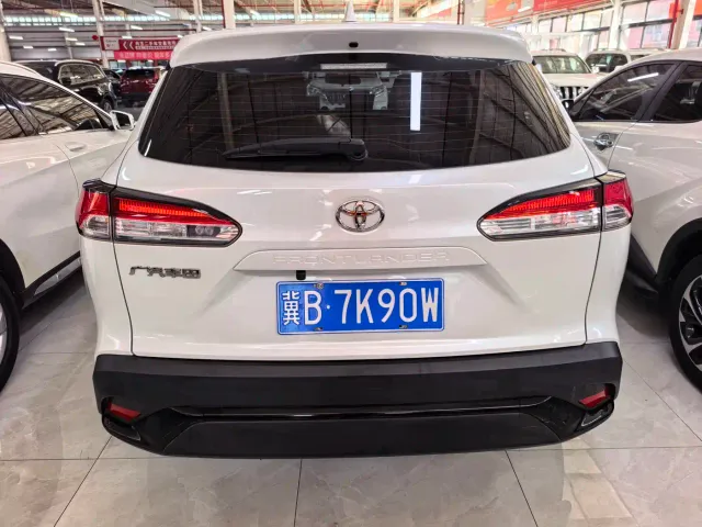 Toyota Frontlander — Фото автомобиля 5