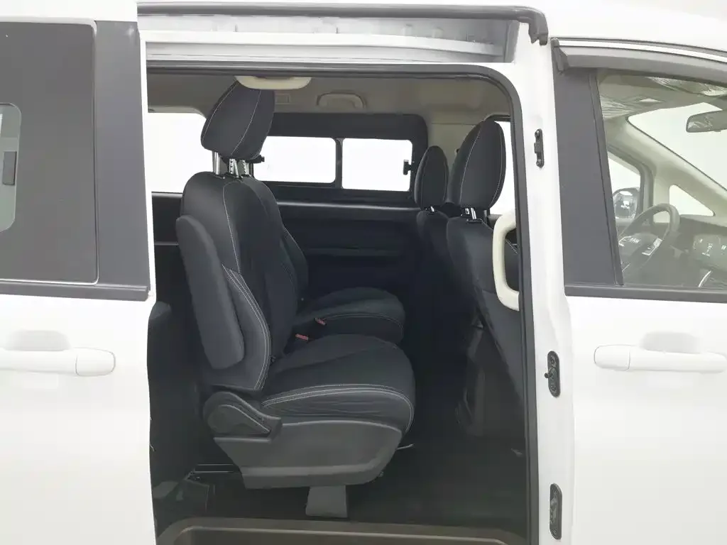 BAW (Beijing Automobile Works) Ruisheng Ace M7 2023 2.0L Long Wheelbase Creative Edition 7-seater — Фото автомобиля 15