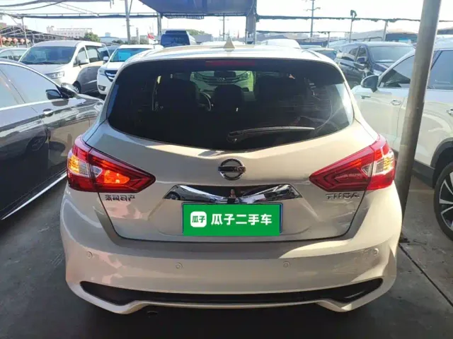 Nissan Tiida — Фото автомобиля 5