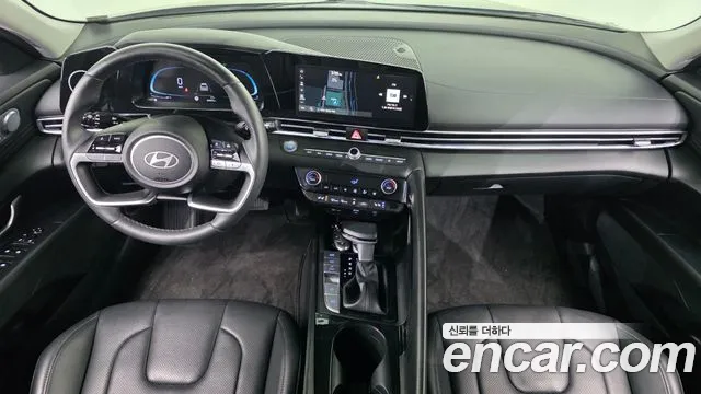 Hyundai Avante — Фото автомобиля 10