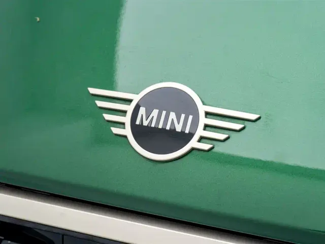 MINI Hatch — Фото автомобиля 10