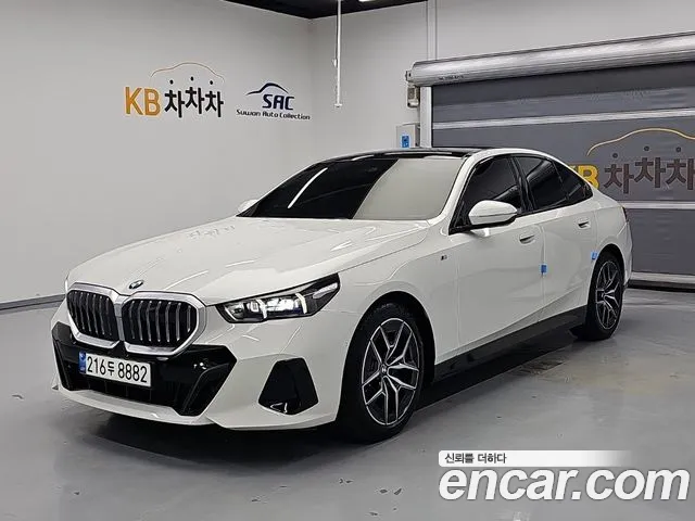 Фотография автомобиля — BMW 5 Series G60