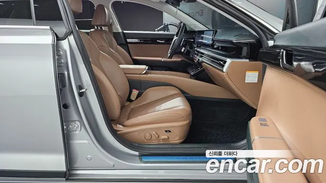 Hyundai Grandeur GN7 — Фото автомобиля 16