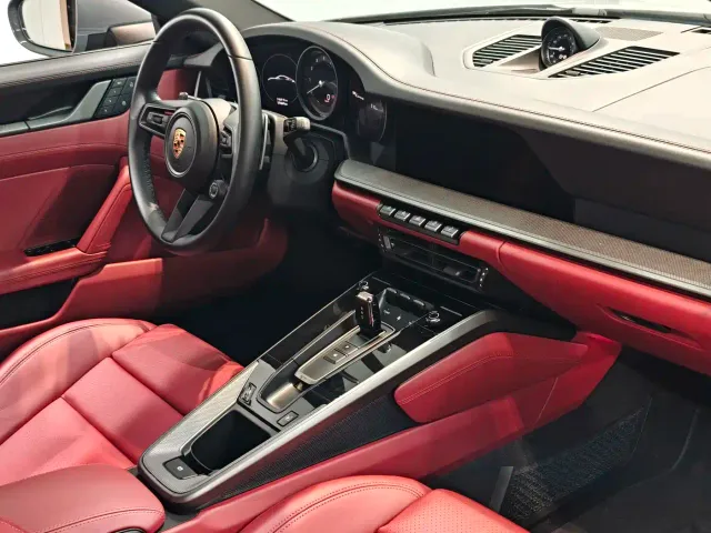 Porsche 911 — Фото автомобиля 9