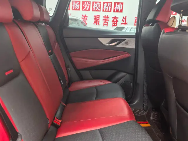 Changan CS35 Plus — Фото автомобиля 8