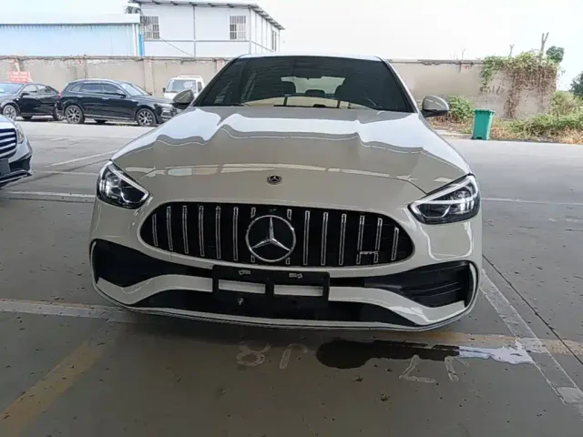 Mercedes-Benz C-Class — Фото автомобиля 2