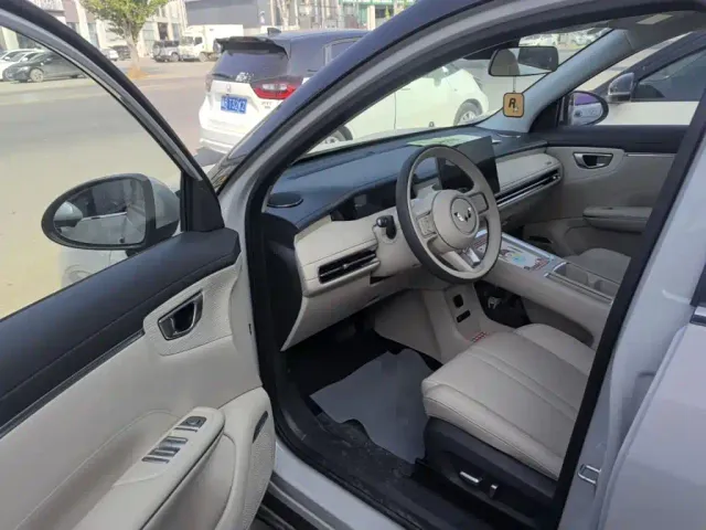 Wuling Bingo S — Фото автомобиля 15