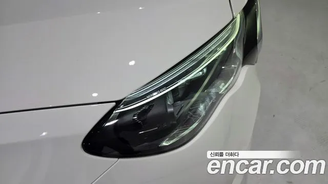 Mercedes-Benz E-Class W214 — Фото автомобиля 12
