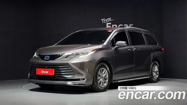 Фотография автомобиля — Toyota Sienna Generation 4