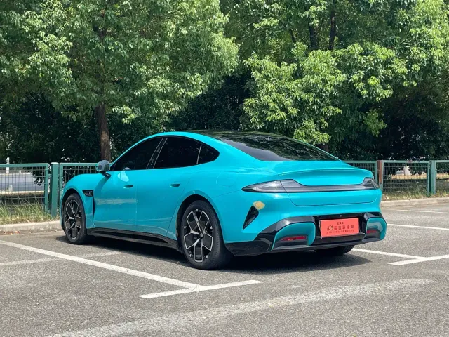 Xiaomi SU7 — Фото автомобиля 4