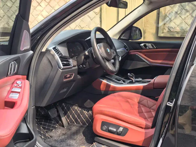 BMW X5 — Фото автомобиля 3