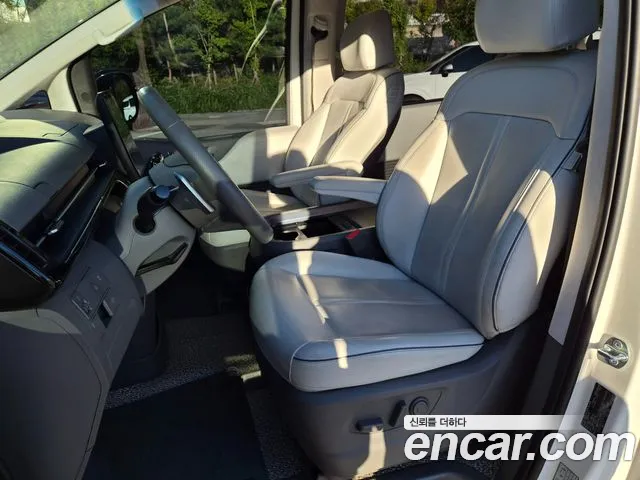 Hyundai Staria — Фото автомобиля 10