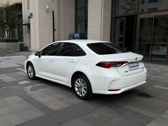 Toyota Corolla — Фото автомобиля 4