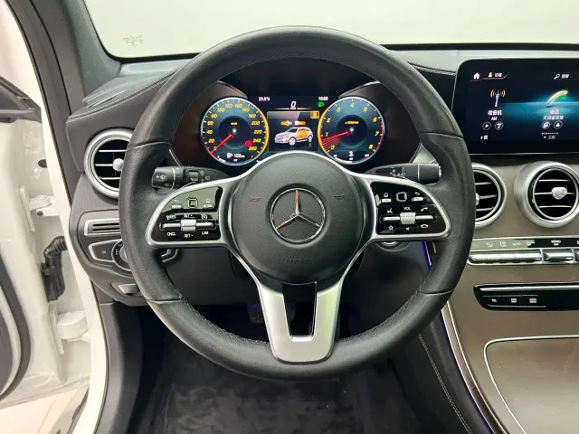 Mercedes-Benz GLC-Class — Фото автомобиля 12