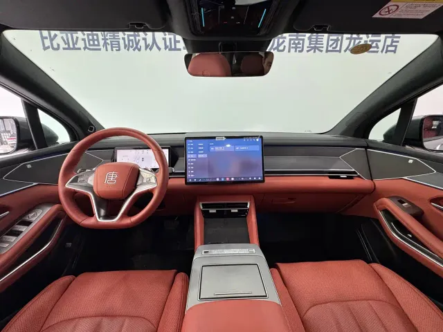 BYD Tang L — Фото автомобиля 24