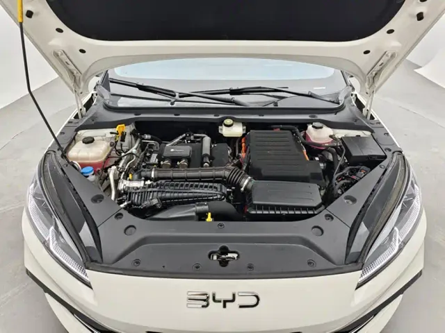 BYD Seal 06 — Фото автомобиля 11