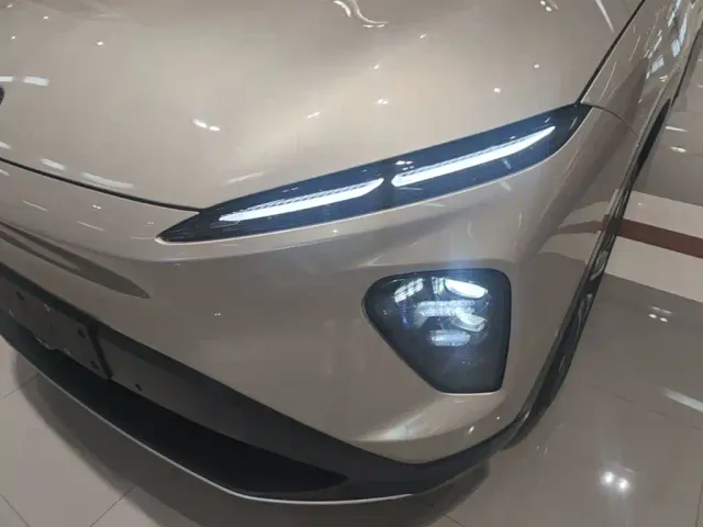 Nio EC7 — Фото автомобиля 17