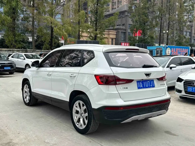 Jetta VS5 — Фото автомобиля 10