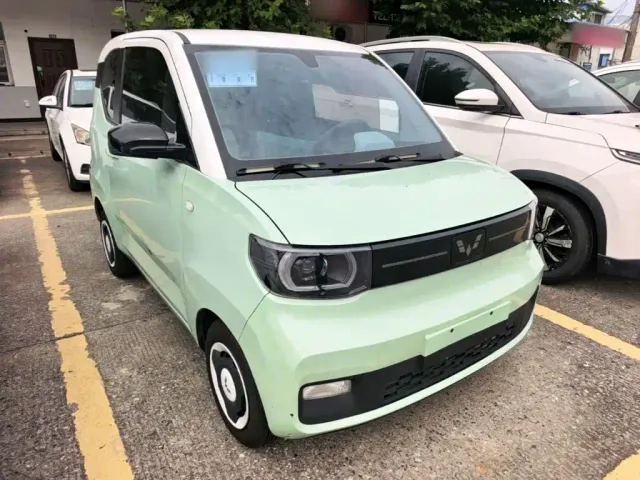 Wuling Hongguang Mini EV — Фото автомобиля 3