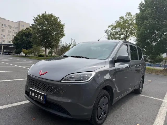 Фотография автомобиля — Wuling Hongguang