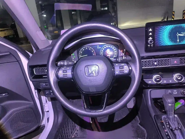 Honda Civic — Фото автомобиля 2