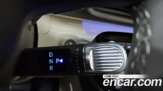 Hyundai Casper Electric — Фото автомобиля 12