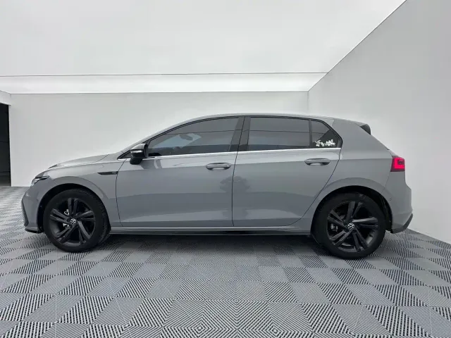 Volkswagen Golf — Фото автомобиля 8